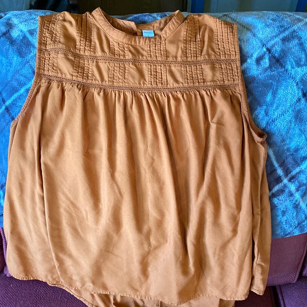 Old Navy tank